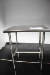 MESA DE TRABAJO EN ACERO INOXIDABLE CODIGO 3653