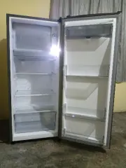 Se vende refrigerador hisense de 7 pies nuevo