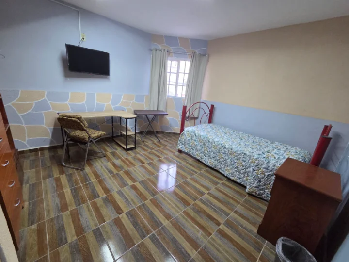 Habitacion Amueblada