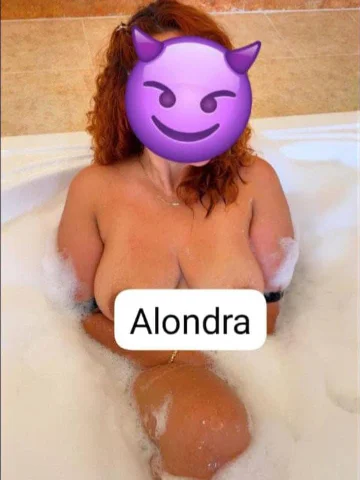 Rica peliroja nalgon alondra