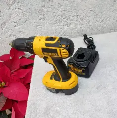 Taladro y destornillador dewalt