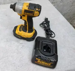 Taladro y destornillador dewalt - foto 2