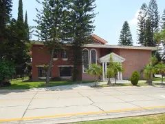 Residencia en Club de Golf Santa Anita. 1415 Mts. - foto 2