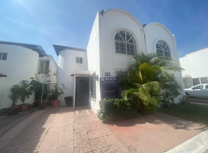 Hermosa casa en renta