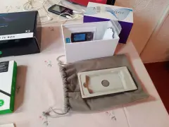 Paquete TV 8K Bocinas Masajeador y VR - foto 9