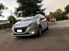 Peugeot 208 1.5 Allure Touchscreen