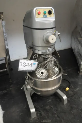 BATIDORA PARA PANADERIA  CODIGO 3844
