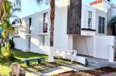 Casa en coto flamingos huentitan el alto