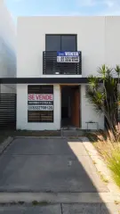 Casa en Venta en Adamar Residencial Tlajomulco.