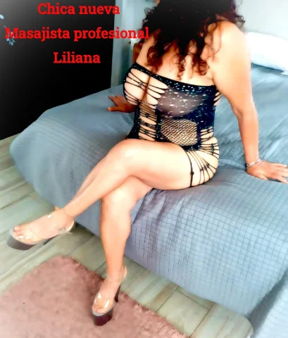  LILI TE ESTA ESPERANDO! 